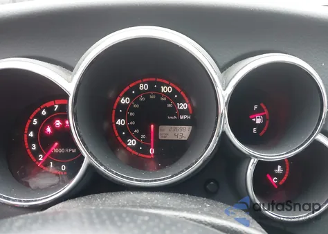 2006 Pontiac Vibe z USA, uszkodzony, nr VIN 5Y2SL67816Z412494